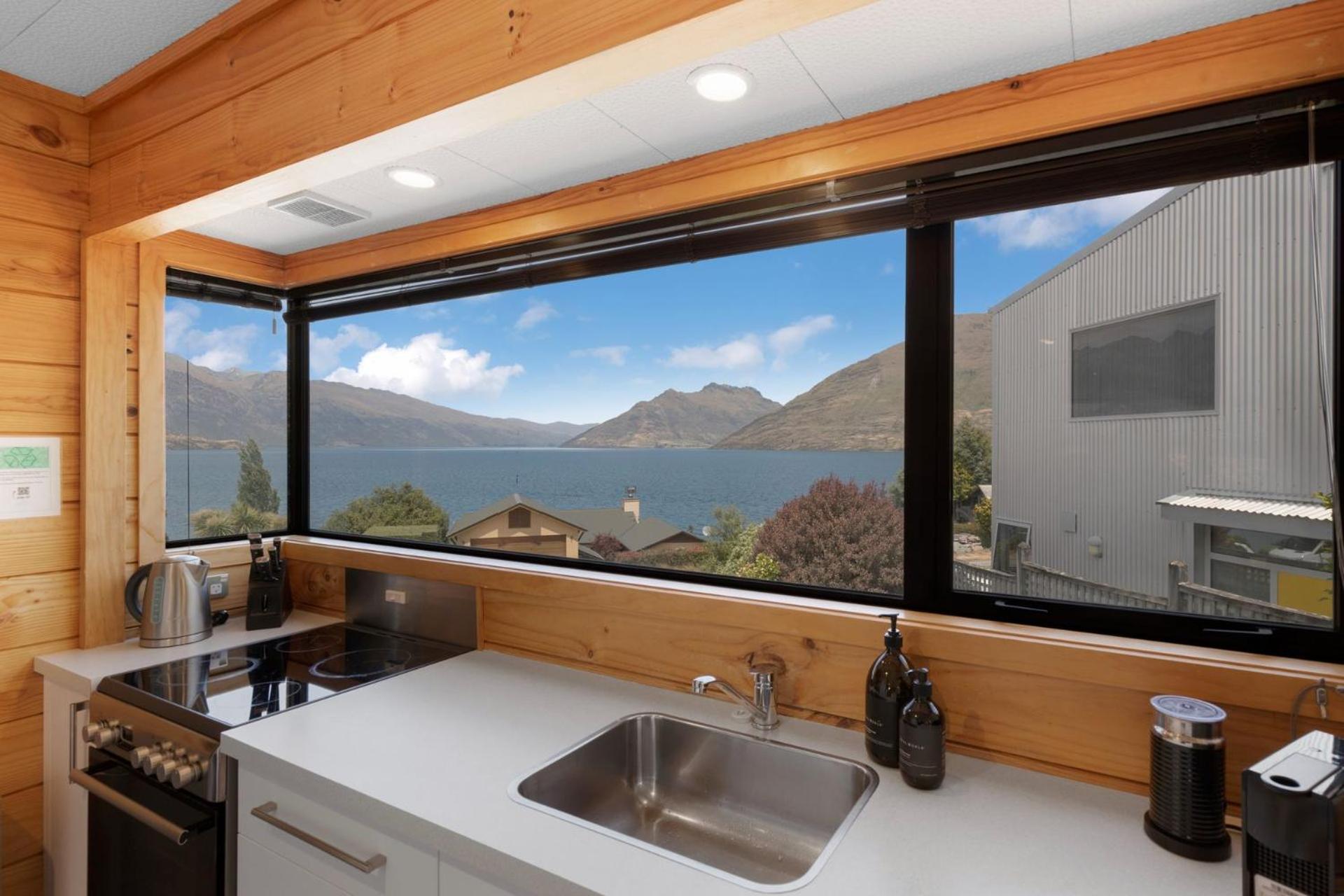 Tranquil Heights Villa Queenstown Exterior photo